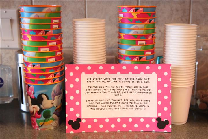 Minnie Mouse Cups