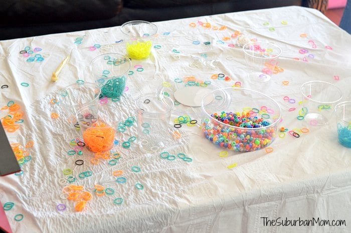 Rainbow Loom Table
