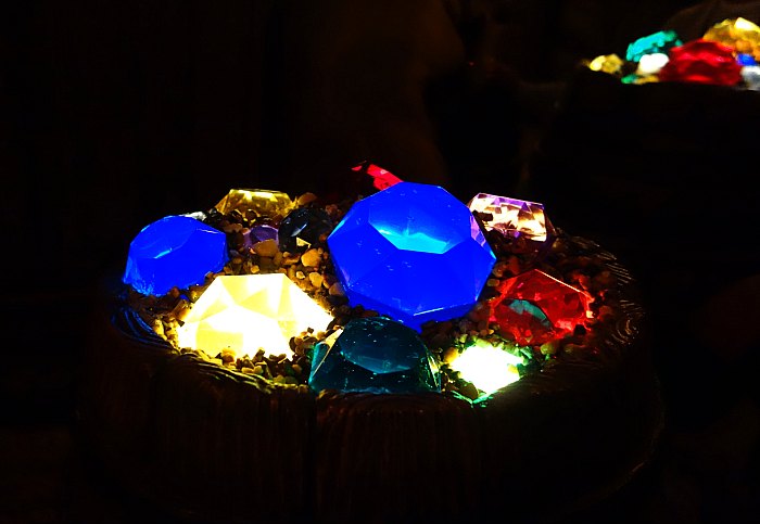 Seven Dwarfs Mine Train Gems