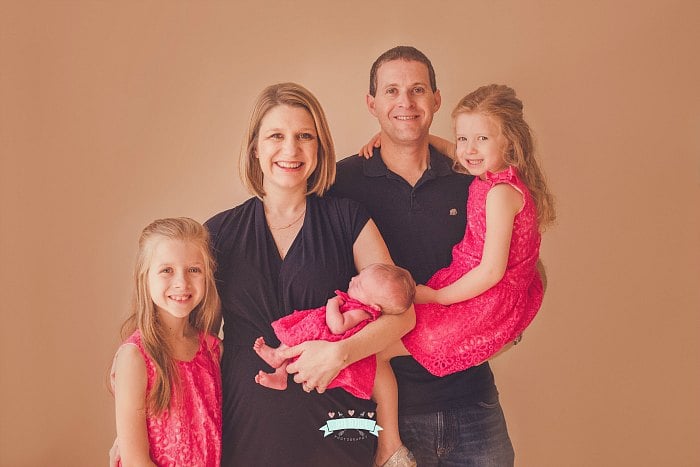 The Suburban Mom Family of Five