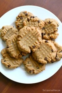 Chocolate Chip Peanut Butter Cookies