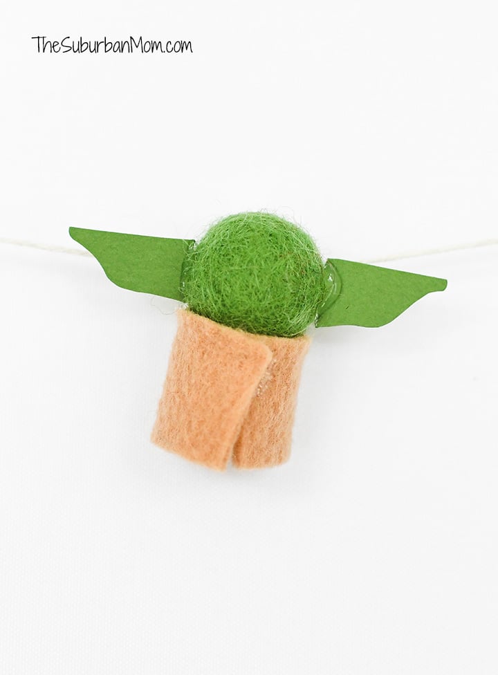 Baby Yoad Felt Ball Banner Craft